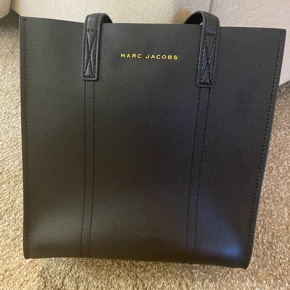 Marc Jacobs black leather tote
